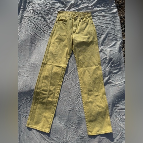 Vintage Wrangler Yellow Straight-Leg Jeans, Size 5 - Picture 1 of 6